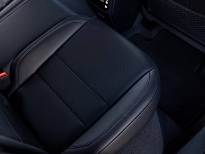 2026 Porsche Macan Macan Turbo Electric