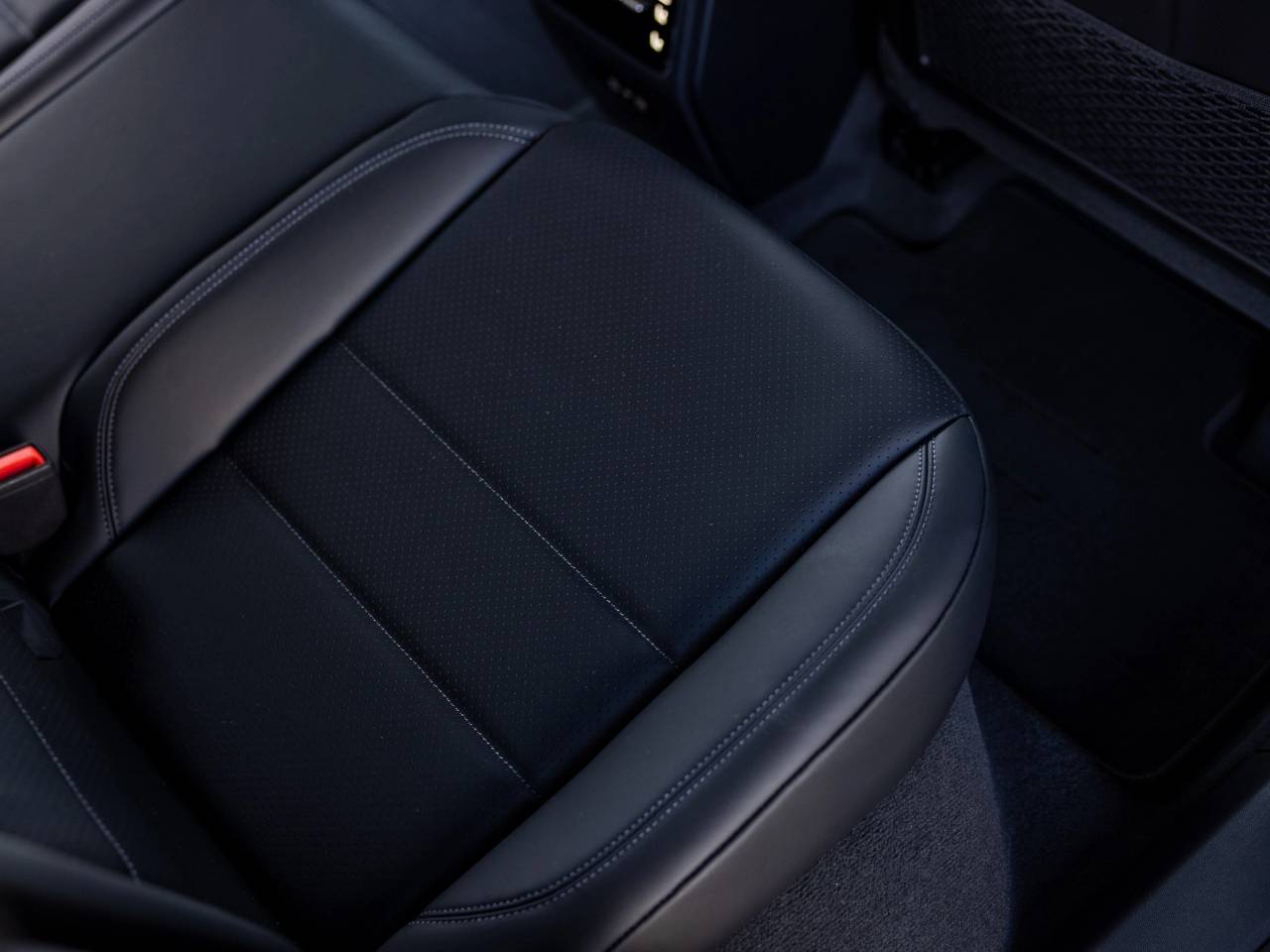 2026 Porsche Macan Macan Turbo Electric