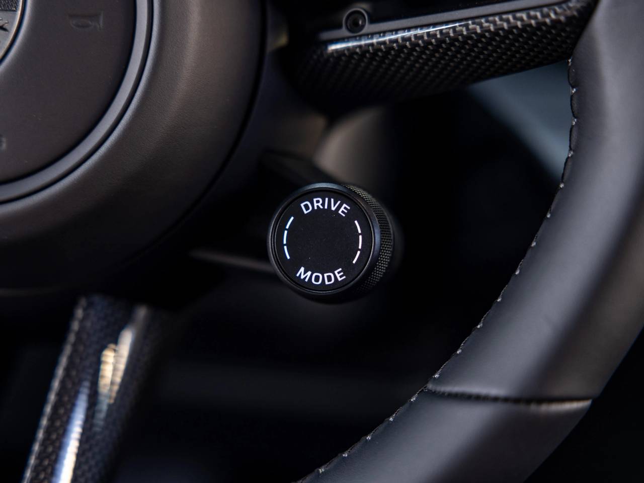 2026 Porsche Macan Macan Turbo Electric