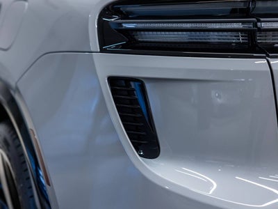 2026 Porsche Macan Macan Turbo Electric