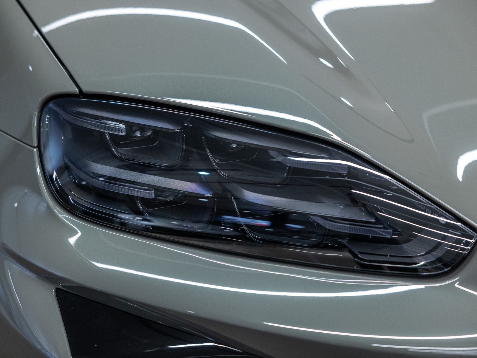 2026 Porsche Cayenne Cayenne Turbo Electric