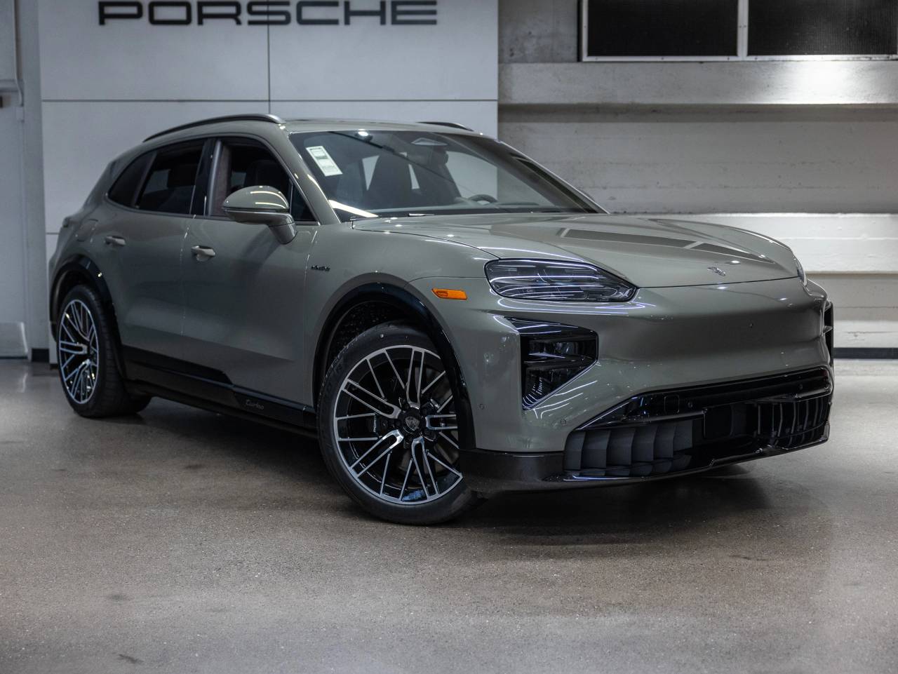 2026 Porsche Cayenne Cayenne Turbo Electric