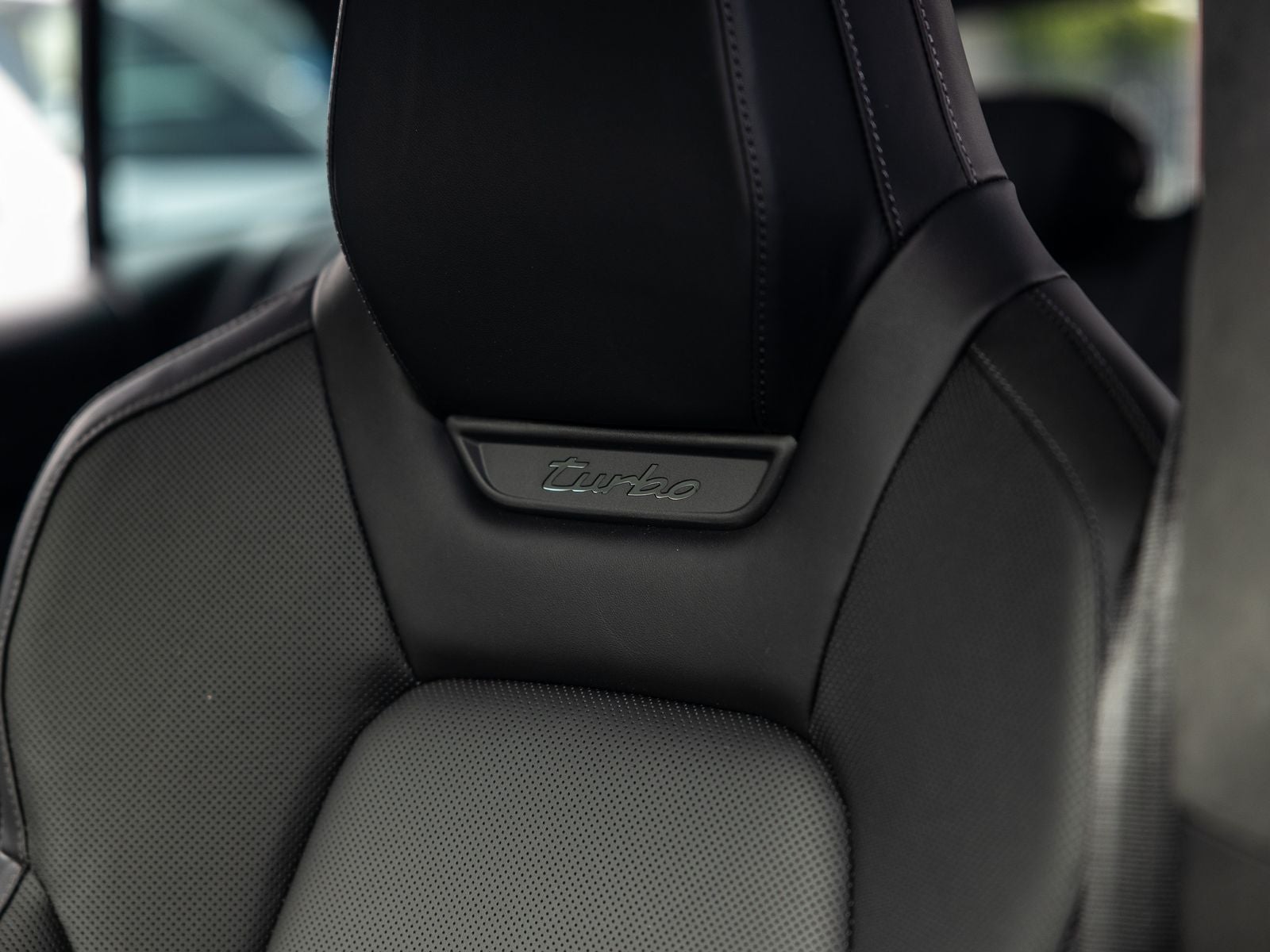 2026 Porsche Cayenne Cayenne Turbo Electric