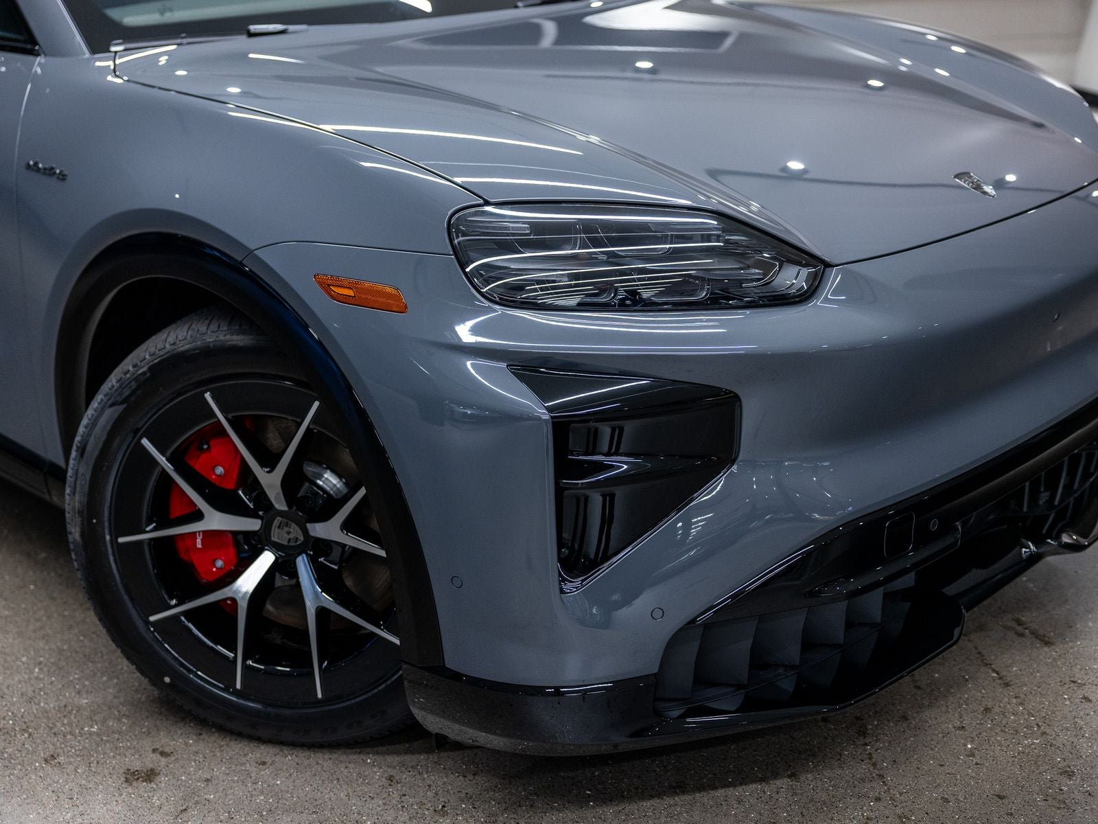 2026 Porsche Cayenne Cayenne Turbo Electric