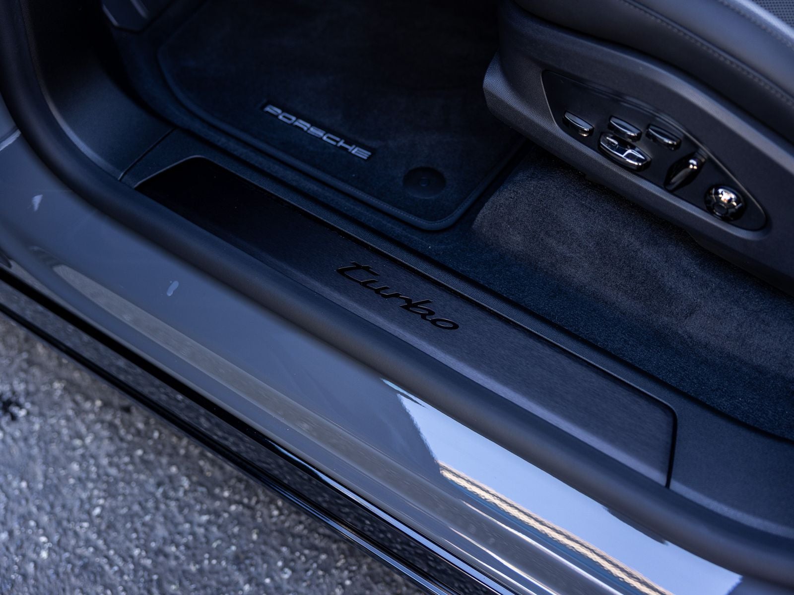 2026 Porsche Cayenne Cayenne Turbo Electric