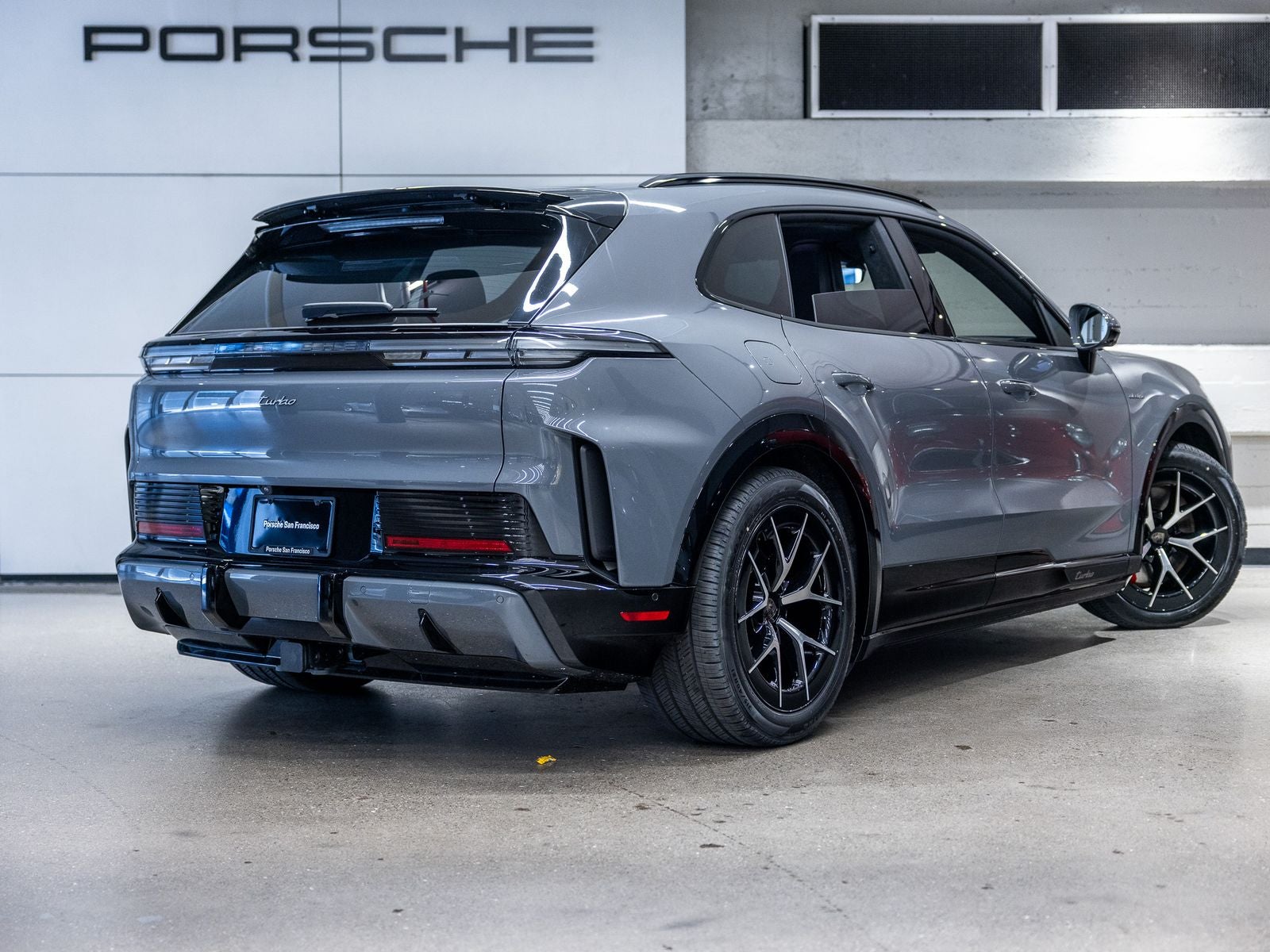 2026 Porsche Cayenne Cayenne Turbo Electric