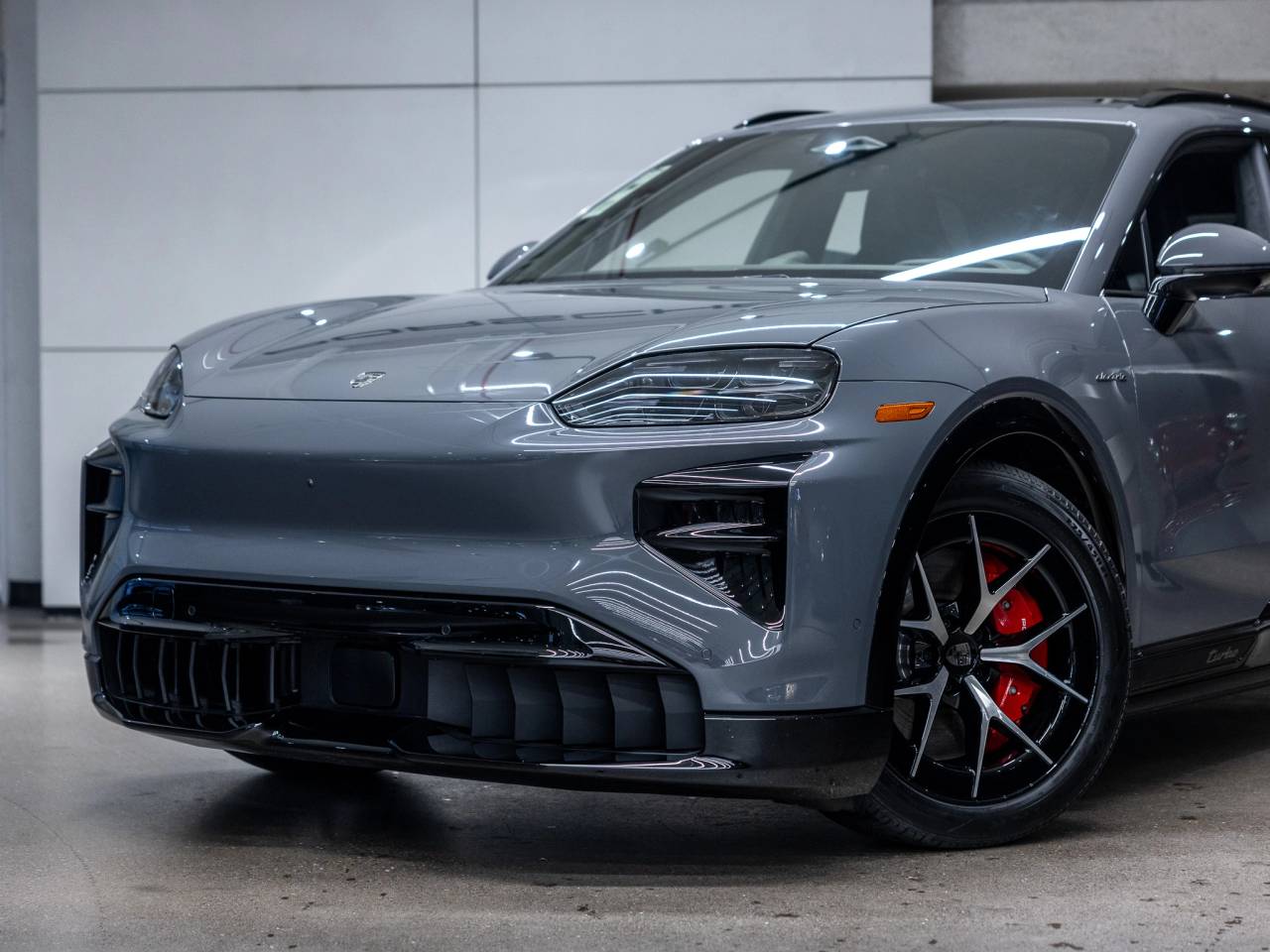 2026 Porsche Cayenne Cayenne Turbo Electric