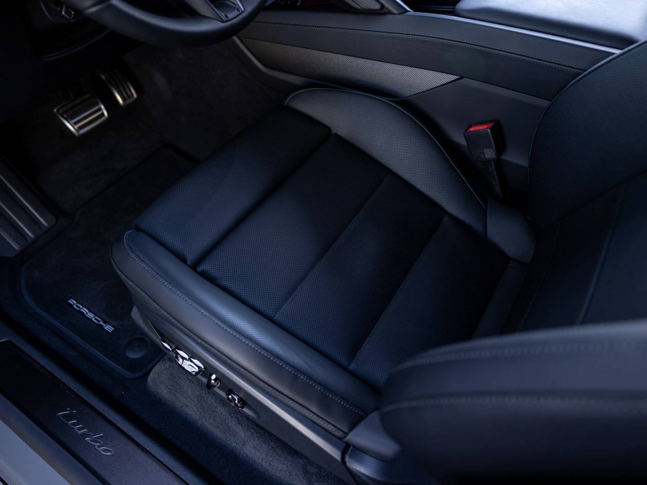 2026 Porsche Cayenne Cayenne Turbo Electric