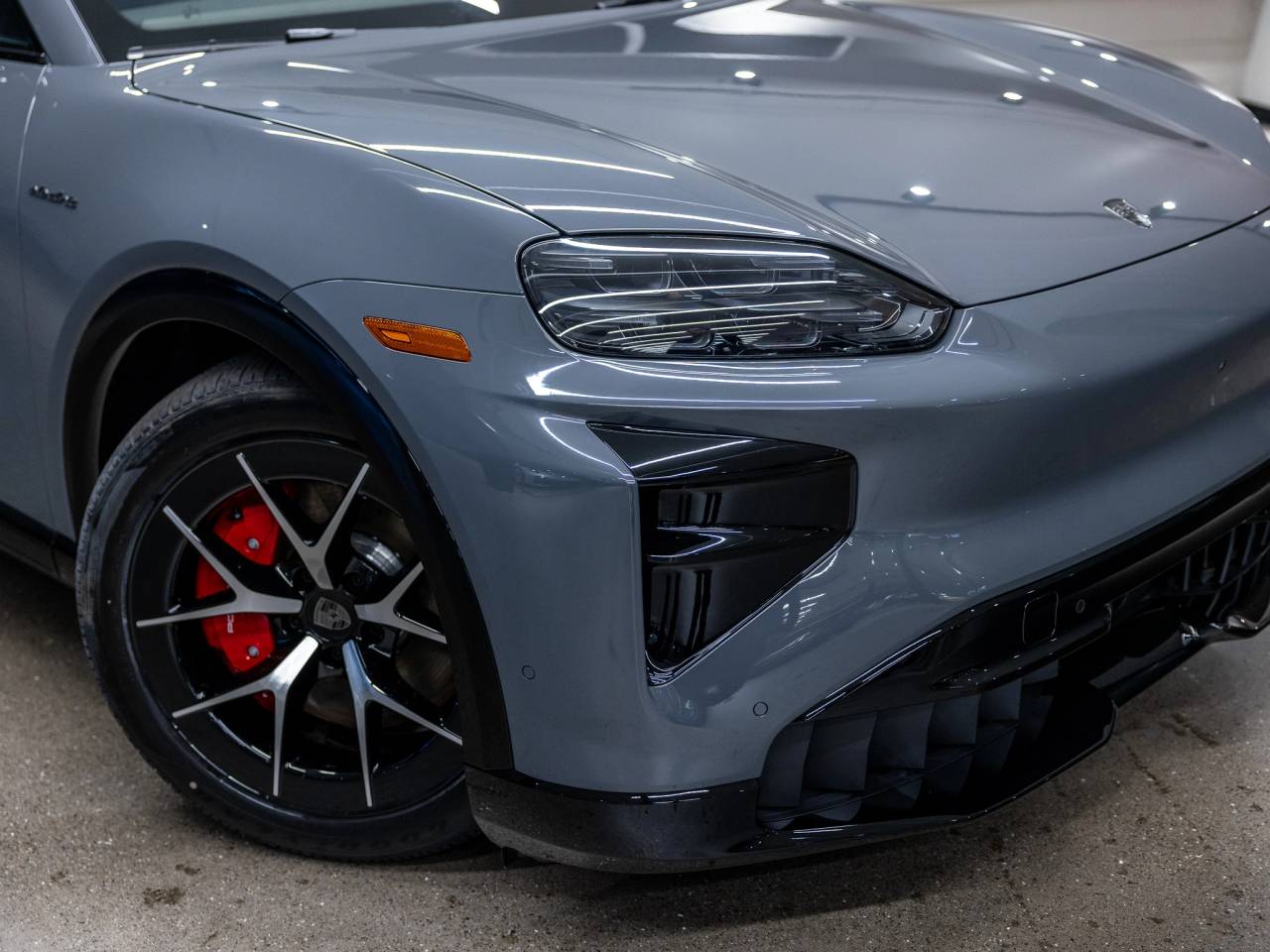 2026 Porsche Cayenne Cayenne Turbo Electric