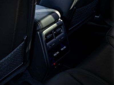 2025 Porsche Macan Macan Electric