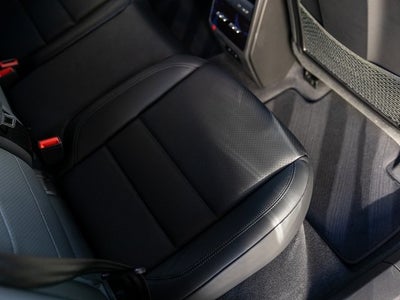 2025 Porsche Macan Macan Electric