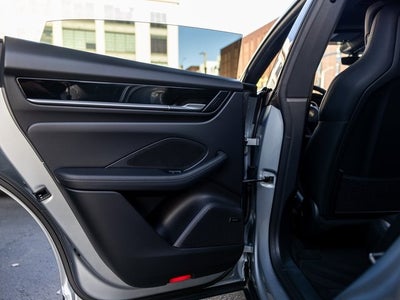 2025 Porsche Macan Macan Electric