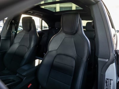 2025 Porsche Macan Macan Electric