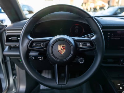 2025 Porsche Macan Macan Electric