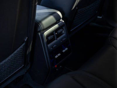 2025 Porsche Macan Macan Electric