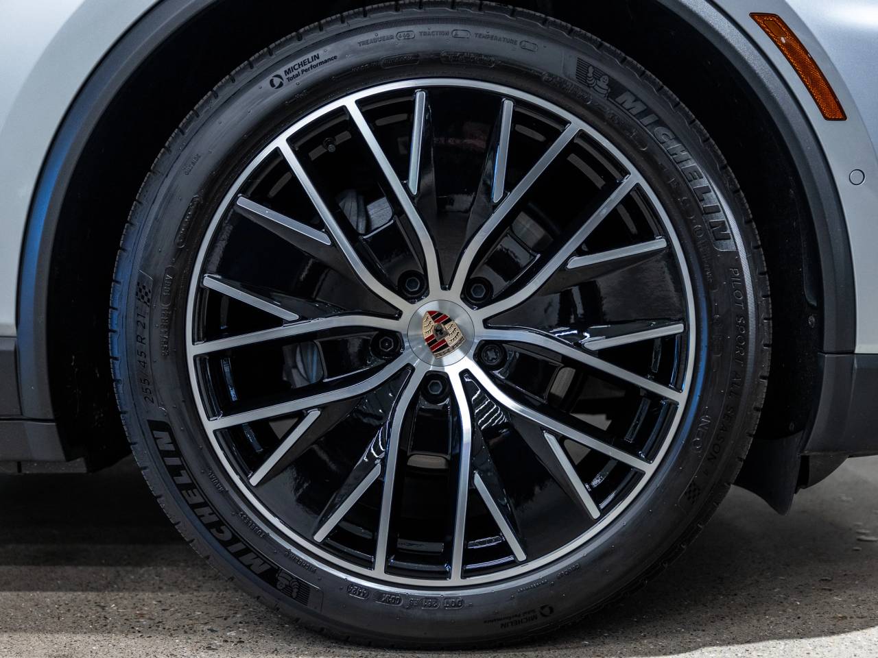 2025 Porsche Macan Macan Electric