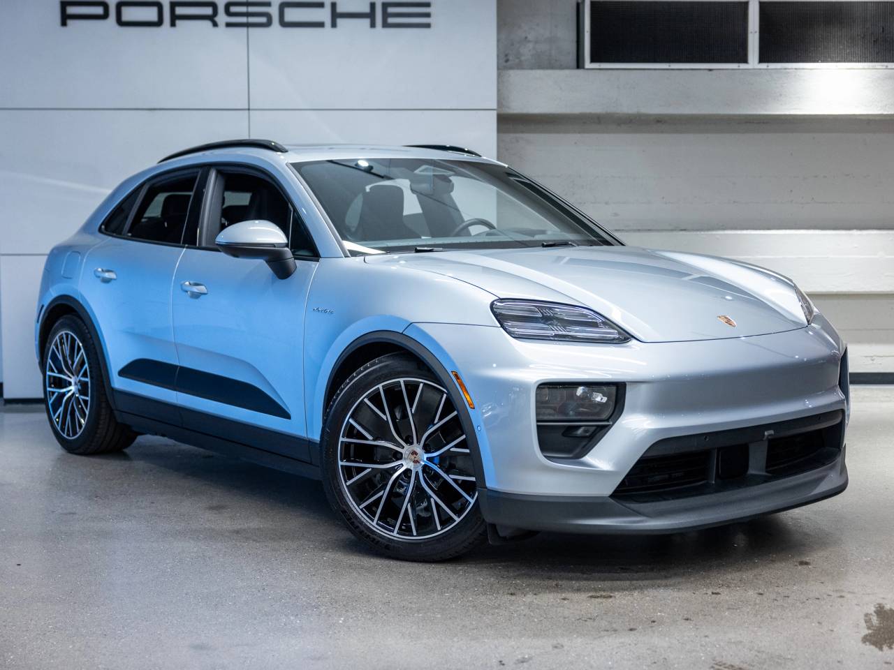 2025 Porsche Macan Macan Electric