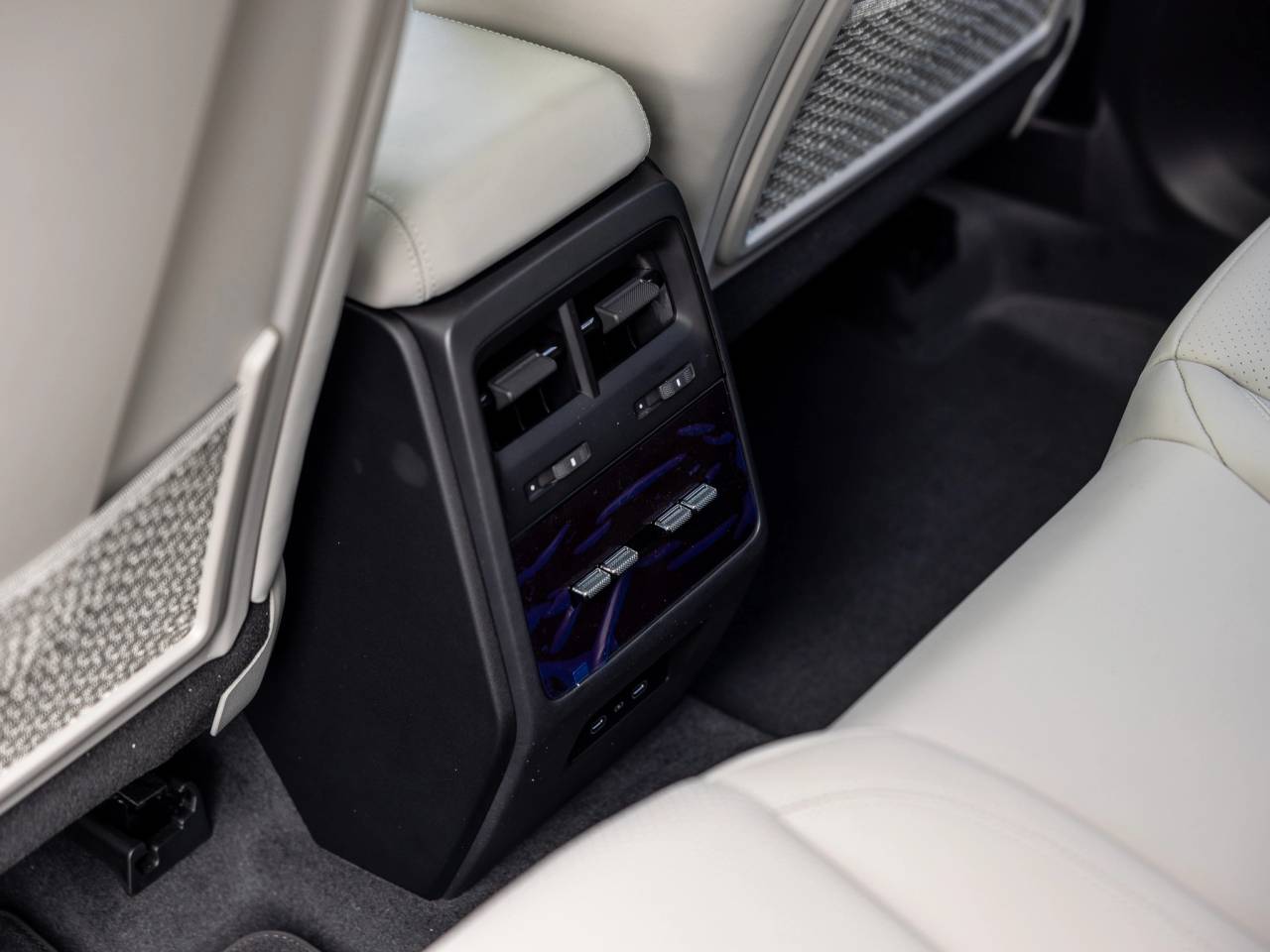 2026 Porsche Macan Electric