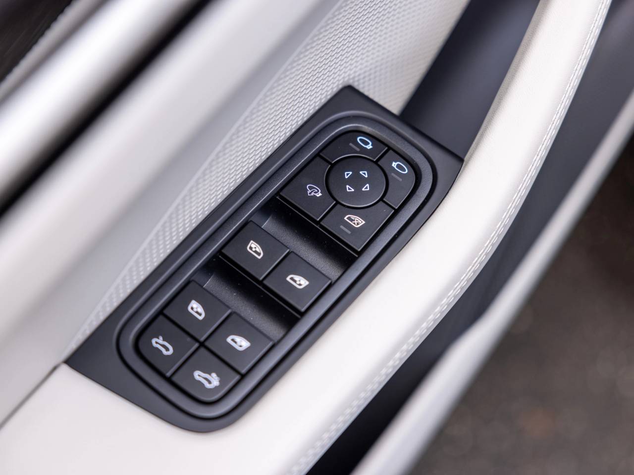 2026 Porsche Macan Electric