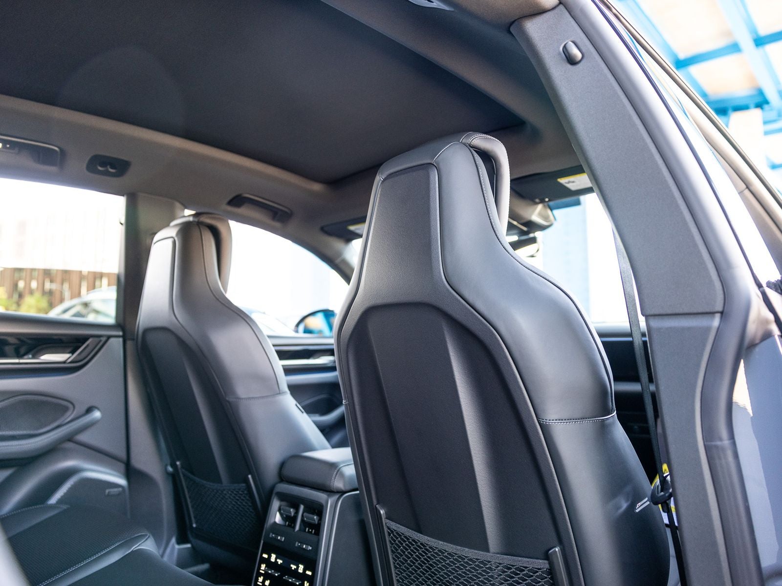 2025 Porsche Macan Electric