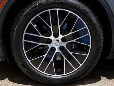 2025 Porsche Macan Electric