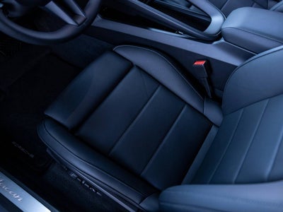 2025 Porsche Macan Electric