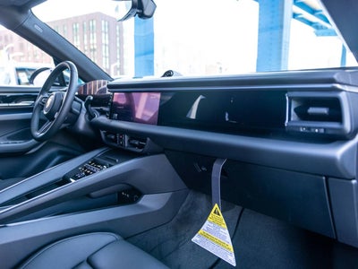 2025 Porsche Macan Electric