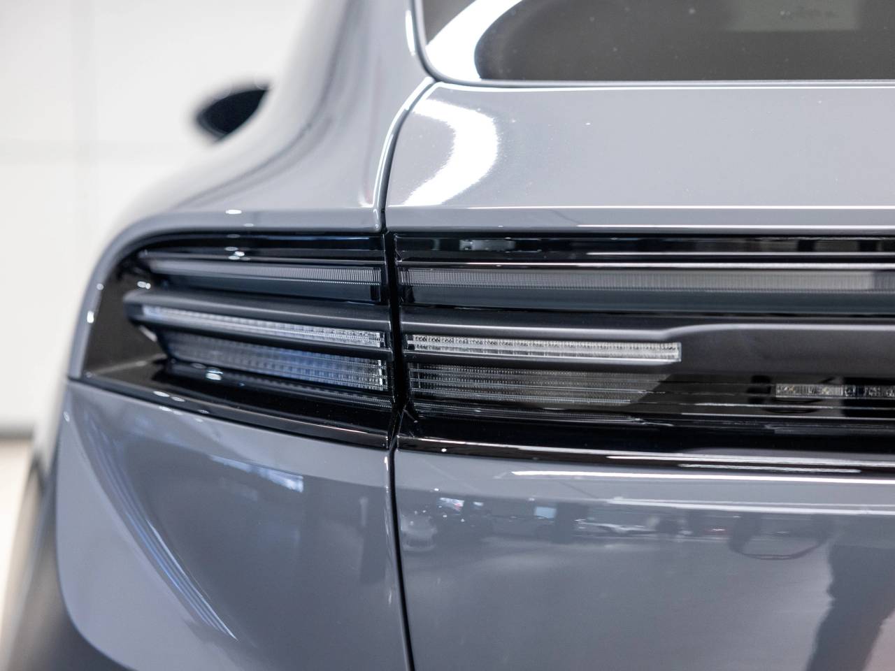 2025 Porsche Macan Electric