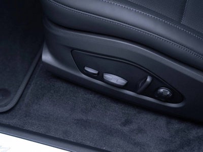 2025 Porsche Macan Macan Electric