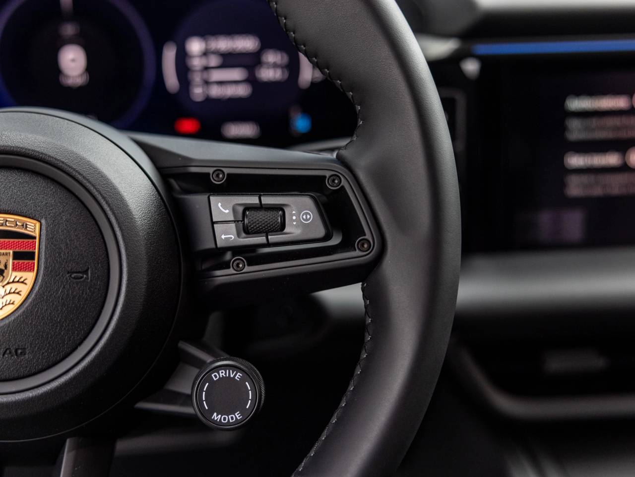 2025 Porsche Macan Macan Electric