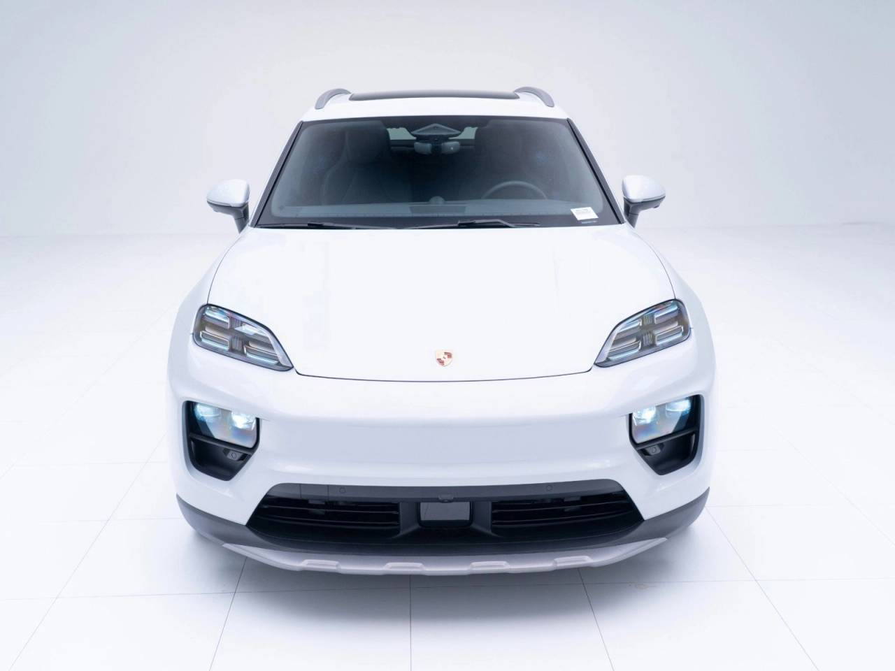 2025 Porsche Macan Macan Electric