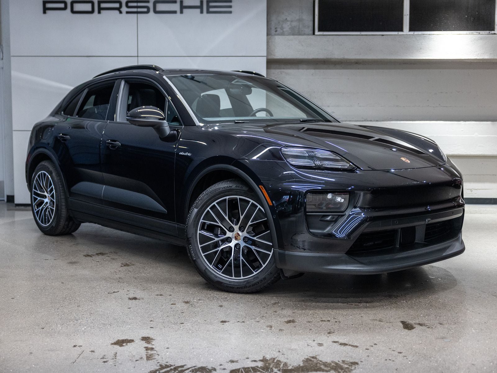 2025 Porsche Macan Macan Electric