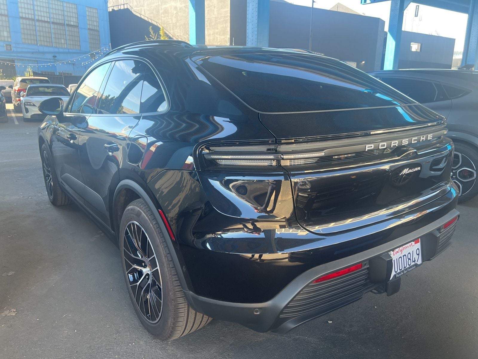 2025 Porsche Macan Electric