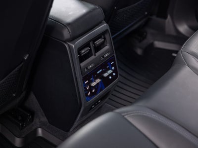 2025 Porsche Macan Macan Electric