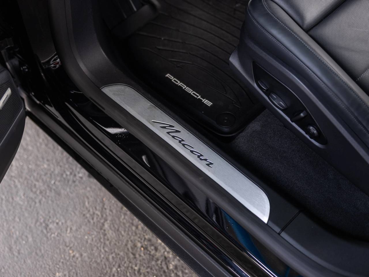 2025 Porsche Macan Macan Electric