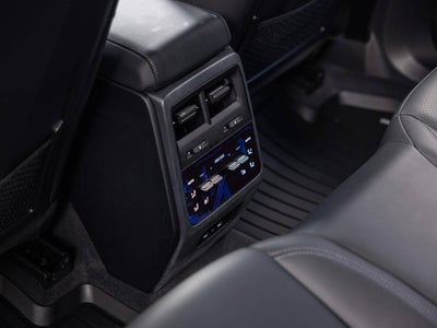 2025 Porsche Macan Macan Electric