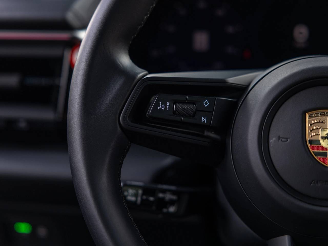 2025 Porsche Macan Macan Electric
