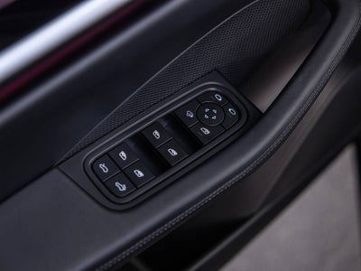 2025 Porsche Macan Macan Electric