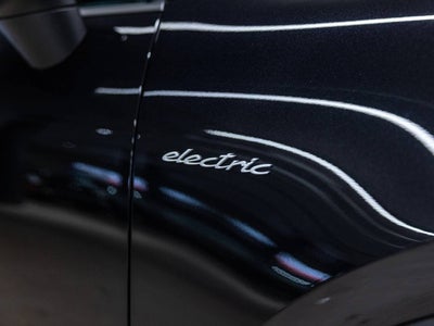 2025 Porsche Macan Macan Electric