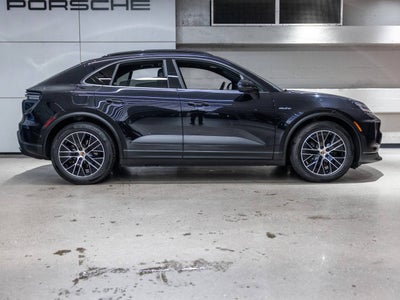 2025 Porsche Macan Macan Electric