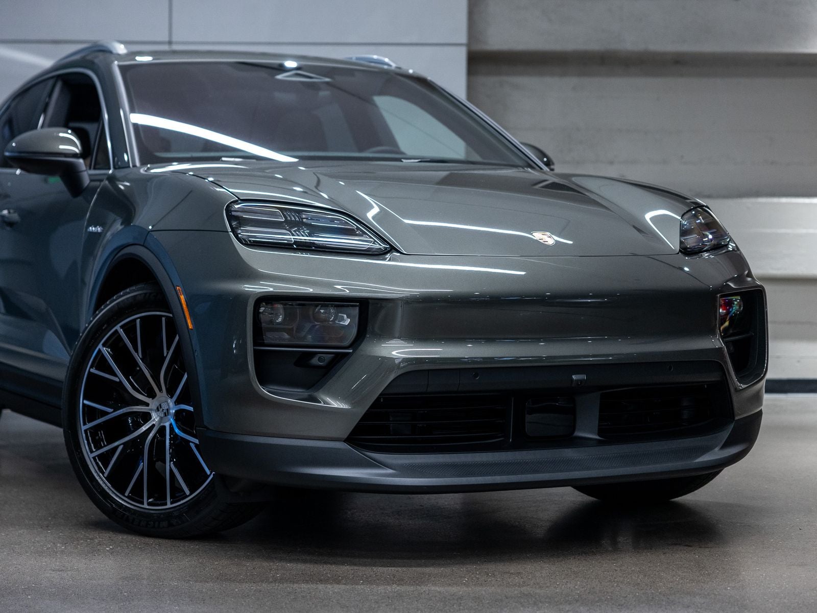 2026 Porsche Macan Macan Electric