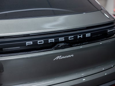 2026 Porsche Macan Macan Electric