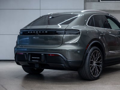 2026 Porsche Macan Macan Electric