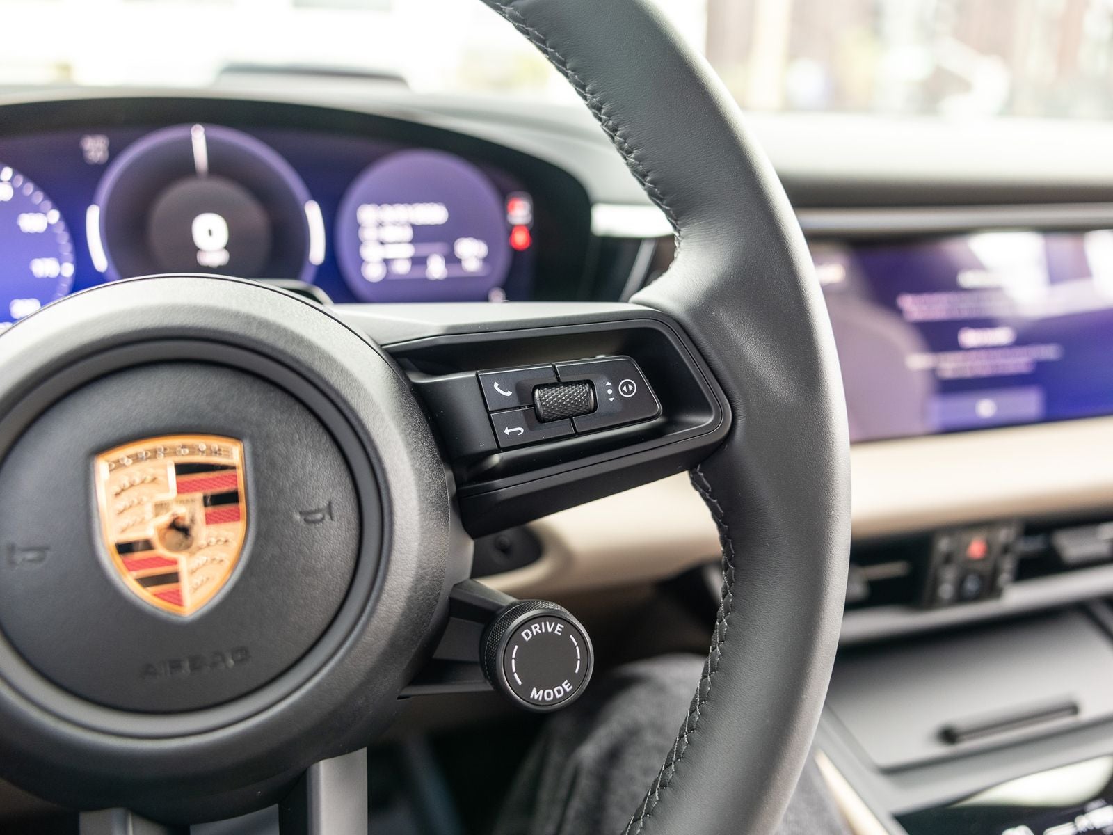 2026 Porsche Macan Macan Electric