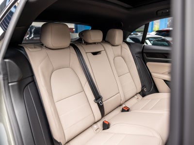 2026 Porsche Macan Macan Electric