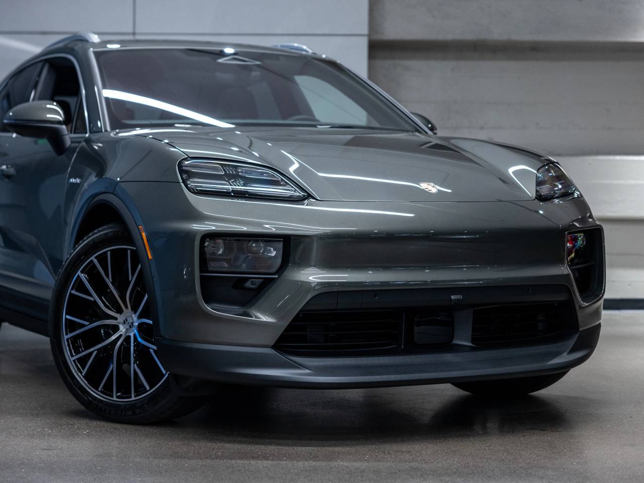 2026 Porsche Macan Macan Electric