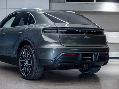 2026 Porsche Macan Macan Electric