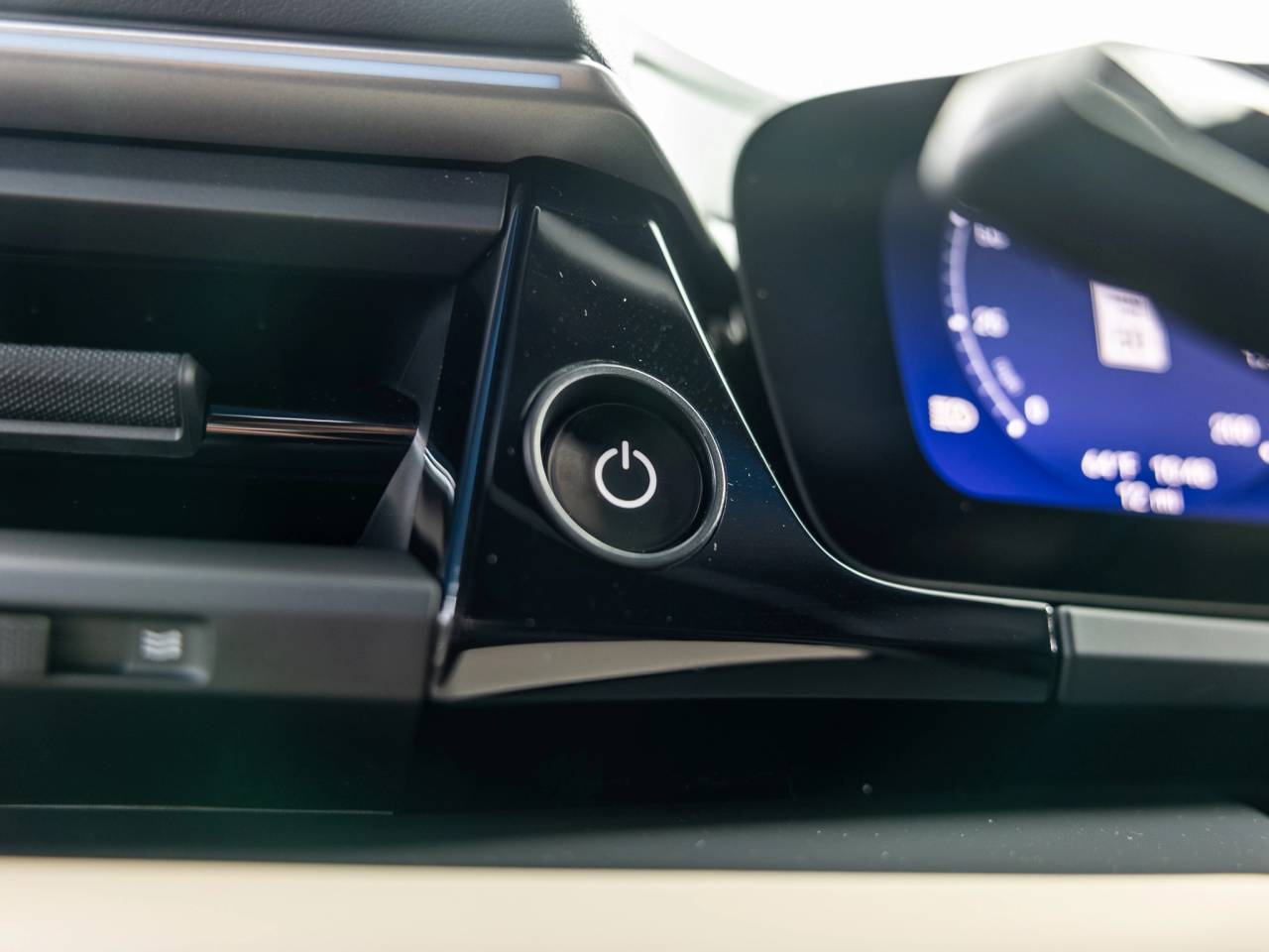 2026 Porsche Macan Macan Electric