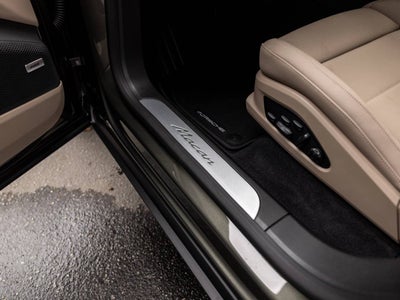 2026 Porsche Macan Macan Electric