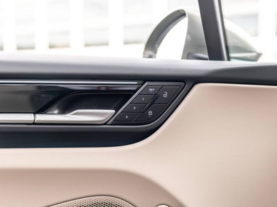 2026 Porsche Macan Macan Electric